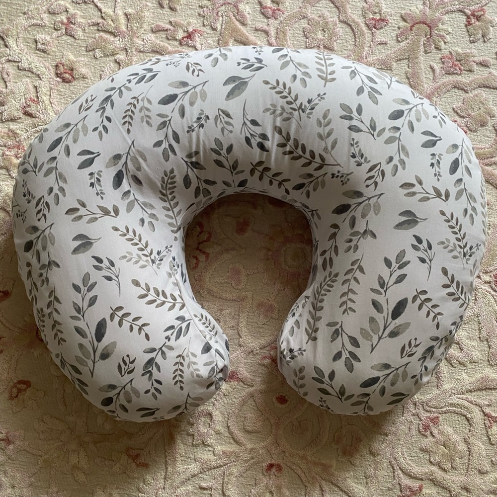 Boppy pillow